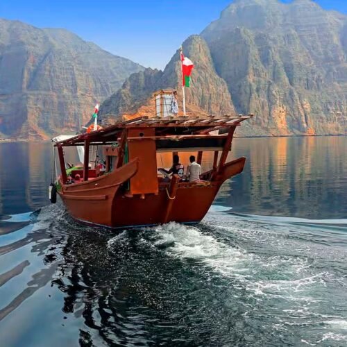 Halve Dag Dhow-cruise naar Khor Sham vanuit Khasab